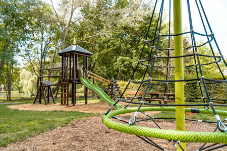 AIRE DE JEUX POUR ENFANTS